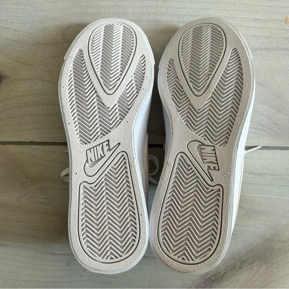 NIKE Court Royale Light Pink & White Sneakers Brand New - Picture 5 of 5